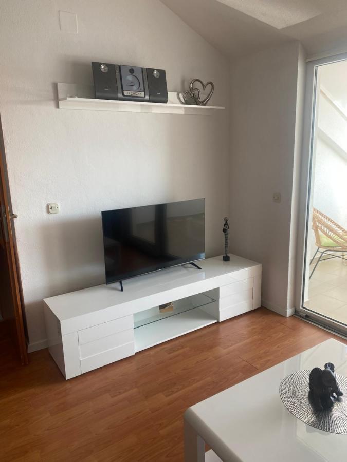 Top Floor Apartment With Sea View Kaštela Esterno foto