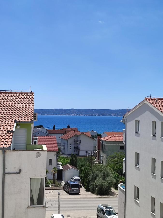Top Floor Apartment With Sea View Kaštela Esterno foto